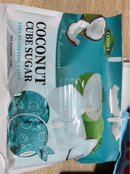 Kẹo dừa quai xách 378g/24g Coowy