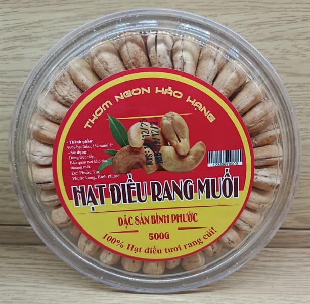 Hạt điều xếp trắng