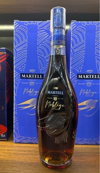 Rượu Cognac Pháp Martell noblige 700ml 40% Martell Noblige