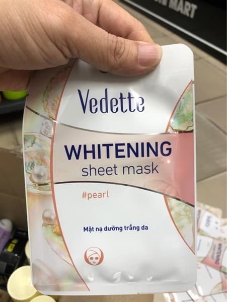 Mặt nạ Ngọc trai Vedette