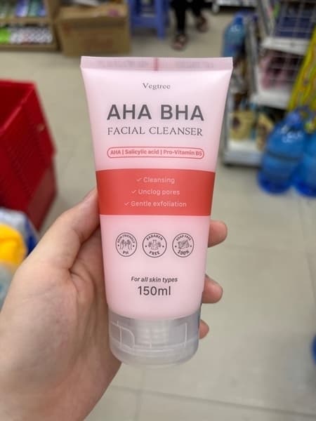 003-gel rửa mặt vegtre aha bha 150ml Vegtree AHA/BHA