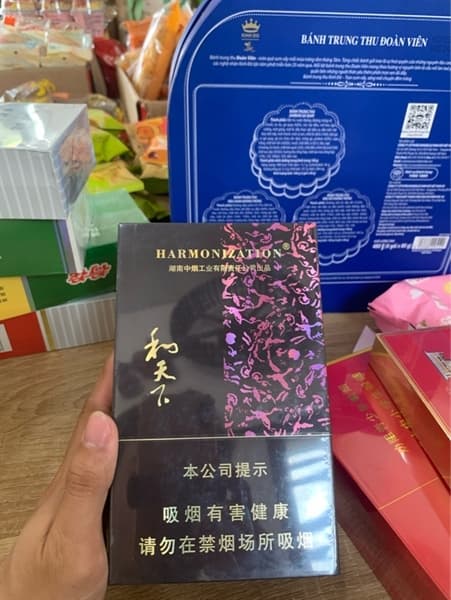 Thuốc lá Hứa Tiên sa Vuông