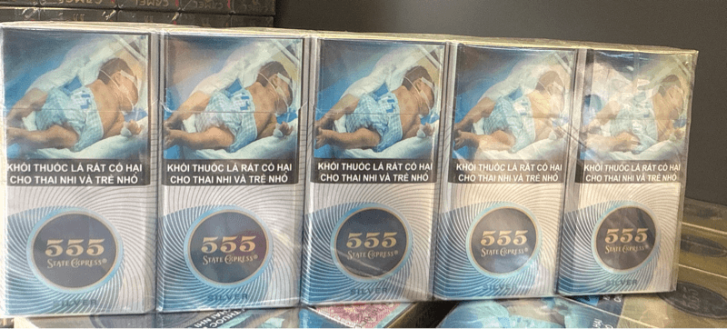 Thuốc lá 555 số bạc 555