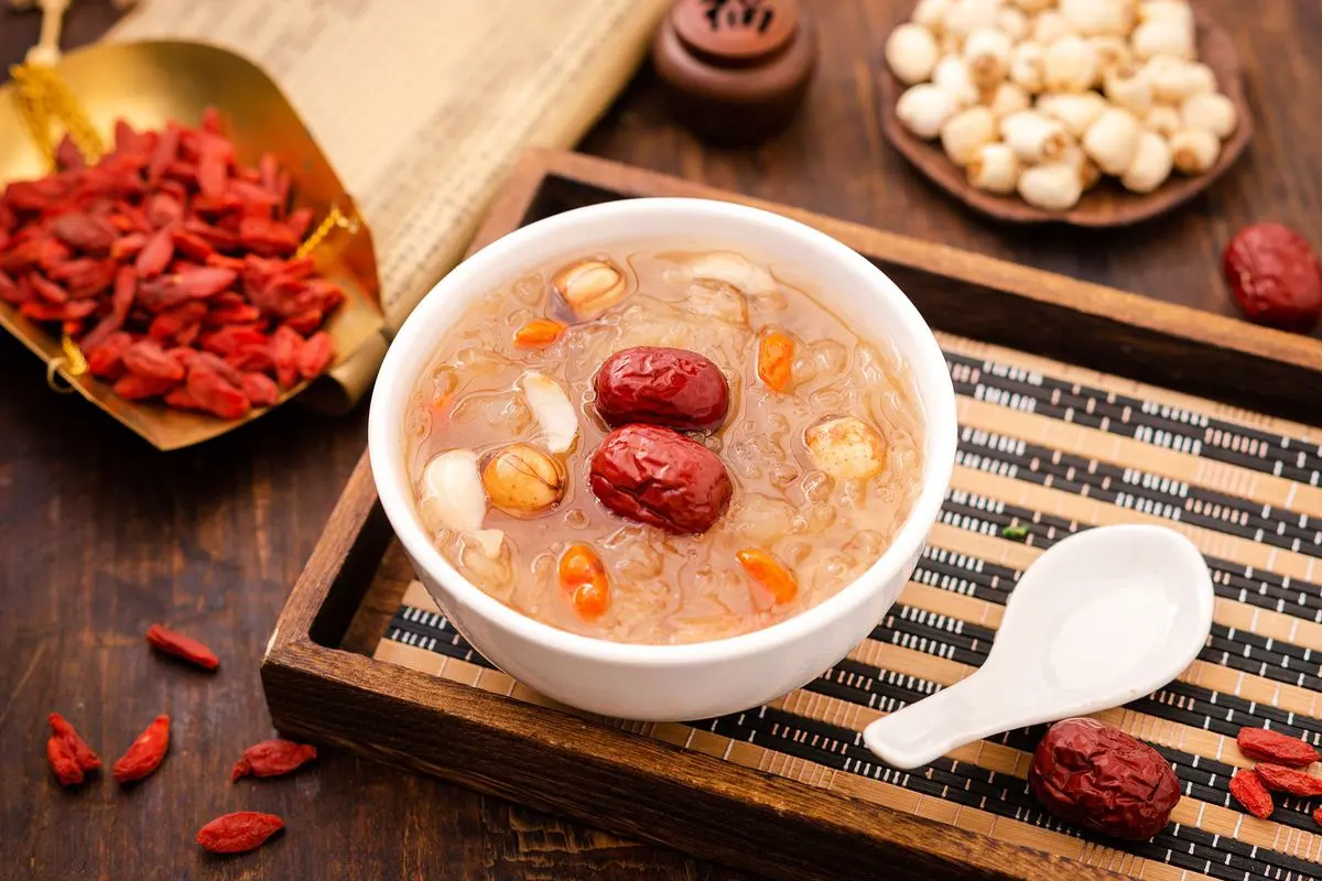 Sở hữu hệ thống nhà yến riêng tại hai vùng đất vàng | 两大黄金产地的自有燕屋系统